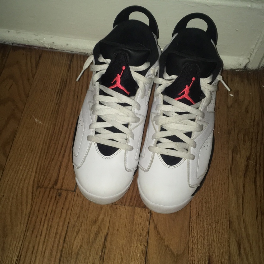 Retro low top 6’s